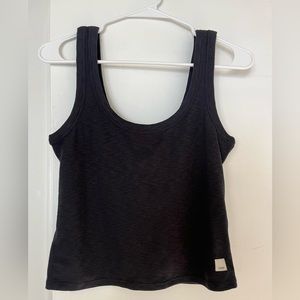 Vuori Black Tank